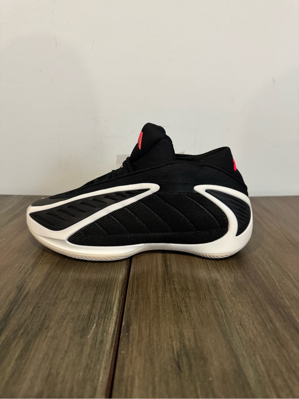 ADIDAS ANTHONY EDWARDS 2J KIDS BASKETBALL SHOES